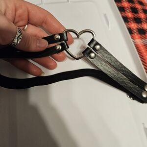 Black Heart Thigh Harness